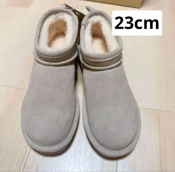 새상품 BEARPAW 무스탕 부츠 숏 매쉬룸 23cm