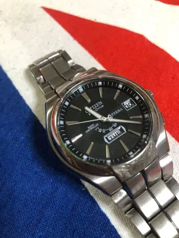 ATTESA 에코 드라이브 전파 시계