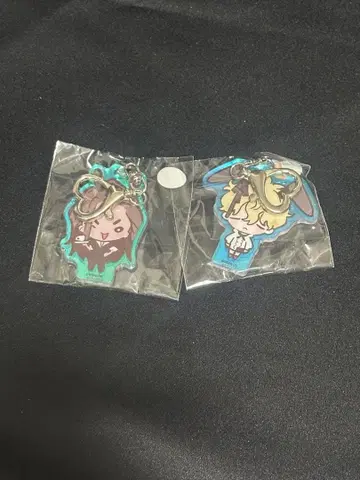 에이리언 스테이지 루카 현아 아크릴 키링 한국 카페