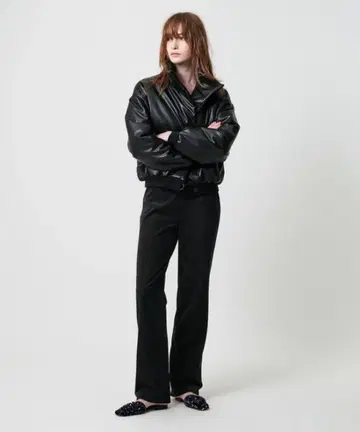 ATTISESSION 스웨이드라이크 스트레이트 팬츠 2025AW