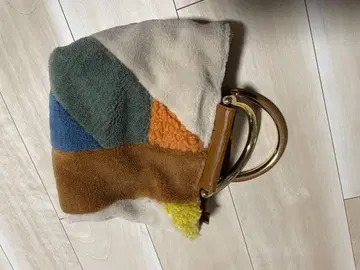 멀티 컬러 퍼 숄더백