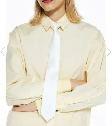 엔폴드 넥타이 화이트