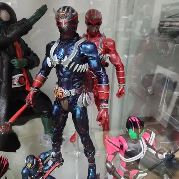 가면라이더 히비키 & 쿠레나이 2체 세트! 리얼 피규어