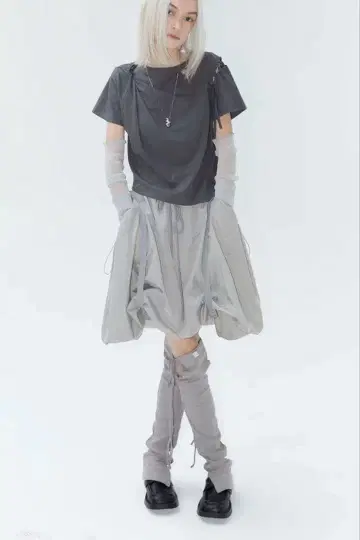 TYPESERVICE 스트랩 레이어드 스커트