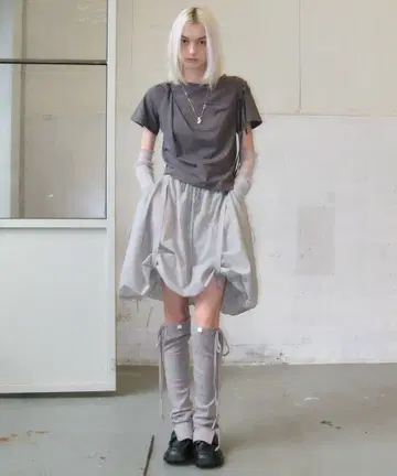 TYPESERVICE 스트랩 레이어드 스커트