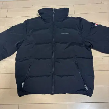 Tommy Hilfiger 블랙 다운 자켓