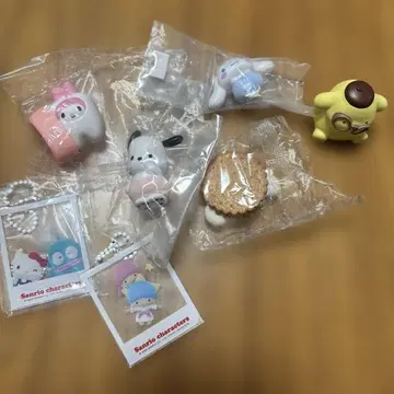 산리오 캐릭터 캡슐 토이 7개 세트