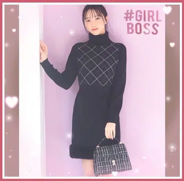 [ 택 포함 새상품 ] 토코 밑단 퍼 포함 터틀넥 자카드 니트 원피스