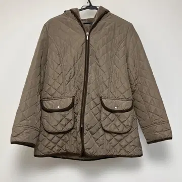 RUEDE BAC 브라운 퀼팅 자켓 후드 부착