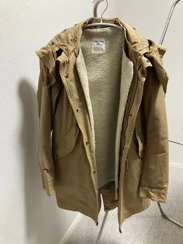 베이지 모즈 코트 M-72 레귤러 스몰