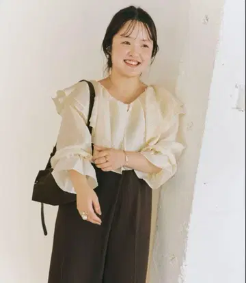 [ 한정 가격 ] LOWRYS FARM 3way 쉬폰 블라우스