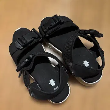 name . 스포츠 샌들 블랙