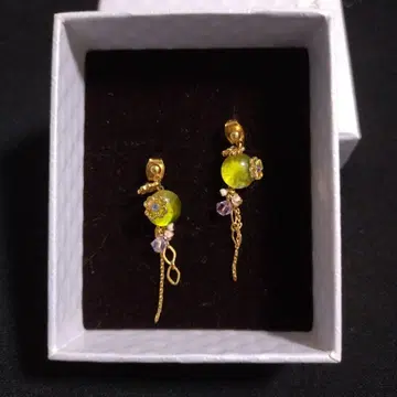 시미즈자카 유리관 귀걸이