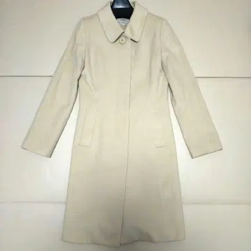 울 100% 롱 코트 아이보리 버튼 있음 허리끈 있음