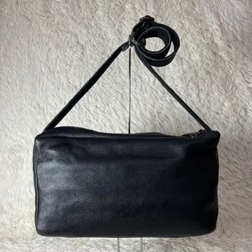 새상품급 카밀리아 드 아무르 주름 가죽 숄더백 천연 가죽 블랙 검정