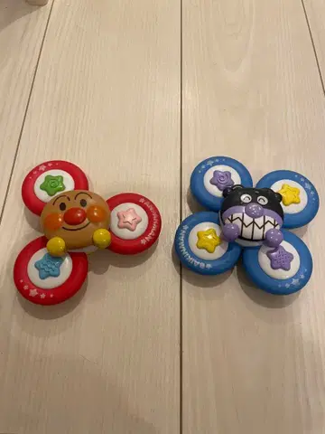 호빵맨 꿈속에서 집중력 업! 어디서나 페타쿠루 육뇌 스피너 세트