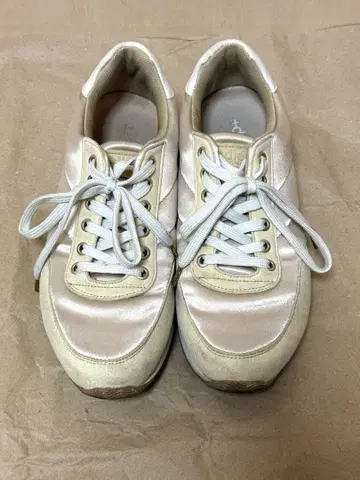 플러스 다이애나 새틴 x 실키 통굽 클래식 스니커즈 24