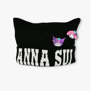 ANNA SUI 마이멜로디&쿠로미 자수 브로치 부착 고양이 귀 니트 와치