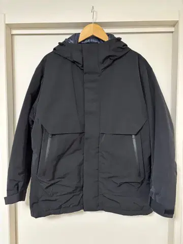 유니클로+J 하이브리드 다운 오버사이즈 파카