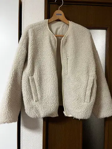 클래식 엘프 보아 안감 리버서블 자켓