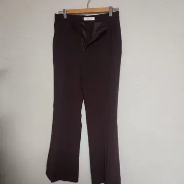 yuw 다크 브라운 플레어 팬츠 적갈색