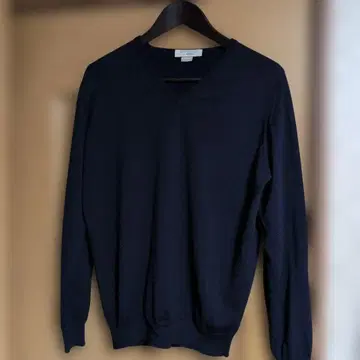 존스메들리 24G V넥 니트 beamsF 별주