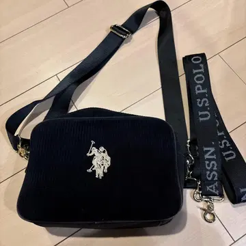 U.S. POLO ASSN. 블랙 숄더백