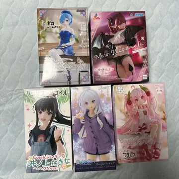 애니메이션 캐릭터 피규어 세트