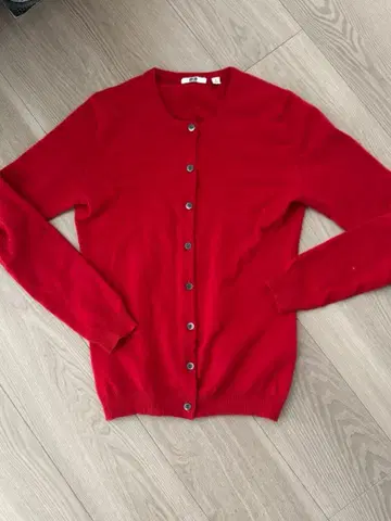 UNIQLO 빨간색 캐시미어 가디건 S