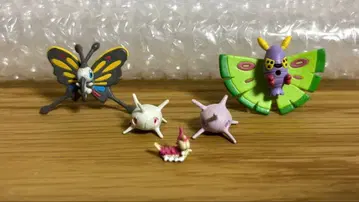 입체 포켓몬 도감 케이시 번데기 실쿤 독침붕 파비코