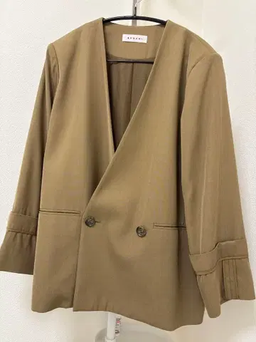 QUWAGI tomorrowland 새상품급 자켓