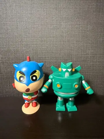 짱구는 못말려(크레용 신짱) 액션 가면 건담 로봇 피규어