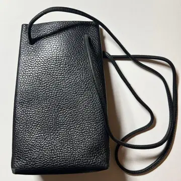 Aeta 블랙 숄더백