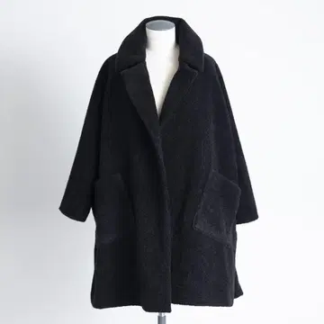 COGTHEBIGSMOKE GIGI RAGLAN COAT