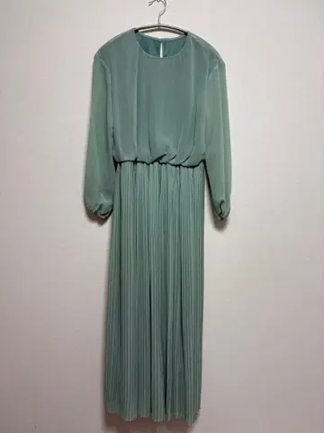 greenlabel relaxing 민트 그린 긴팔 플리츠 원피스