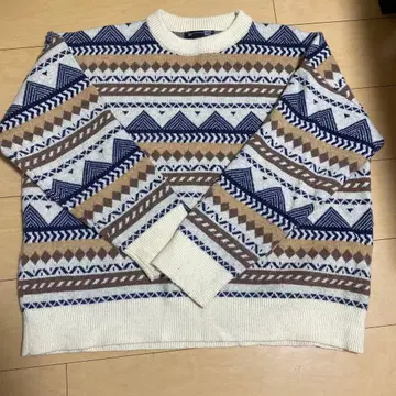 Dazy 니트 스웨터 L 사이즈