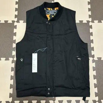 챌린저 블랙 베스트 M 사이즈 프레임 패턴