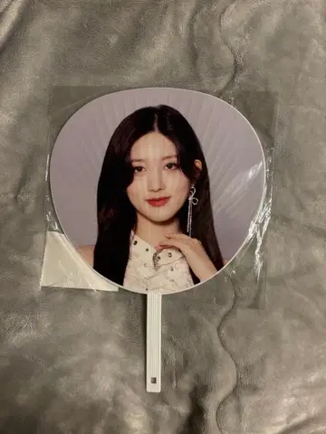 IVE Gaeul 가을 부채 미개봉