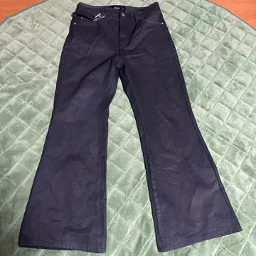 goar.archive strapped flare