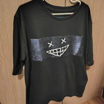 양면성 T셔츠 (요네즈켄시)