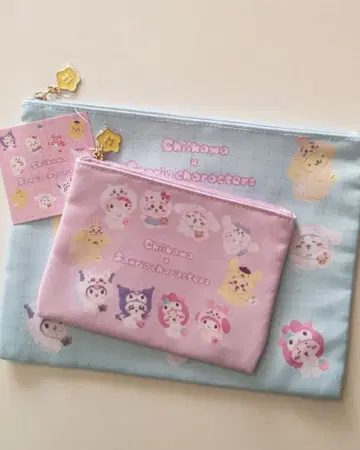 치이카와 x 산리오 플랫 파우치