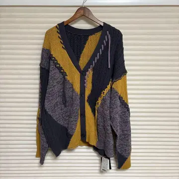 HARE 스티치 절개 니트 가디건