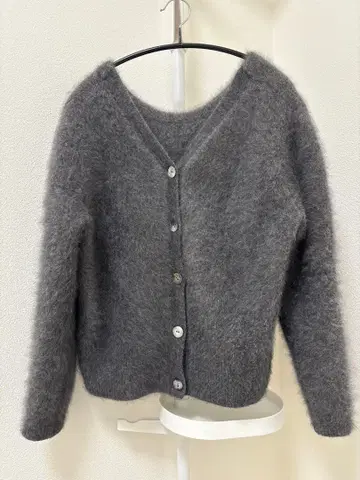 LILLY LYNQUE 울 100 가디건