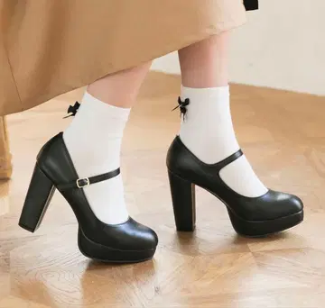 와이드 힐 펌프스 통굽