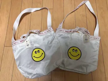 즉시 발송 OK 미사용 택 있음 아코모데 스마일 토트백 2개 세트