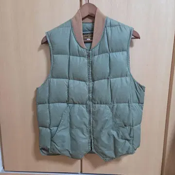 구제 의류 Eddie Bauer 그린 다운 베스트 블랙 택 빈티지