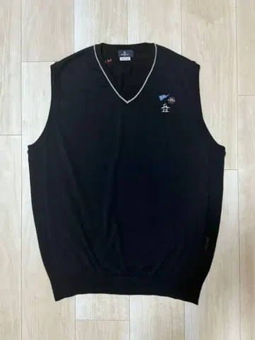 [ 먼싱웨어 ] 먼싱웨어 V넥 베스트 네이비 (LL)