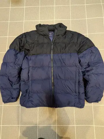 유니클로 울트라 라이트 다운 자켓 바이컬러 네이비