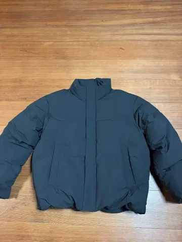 2025 UNIQLO 유니클로 심리스 다운 자켓 XL 블랙 481608