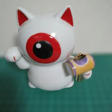 게게게의 키타로 메다마 오야지 마네키네코 저금통